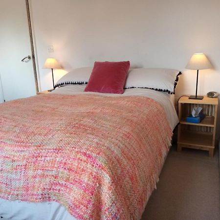 לואיס Chez Jo Apartments מראה חיצוני תמונה