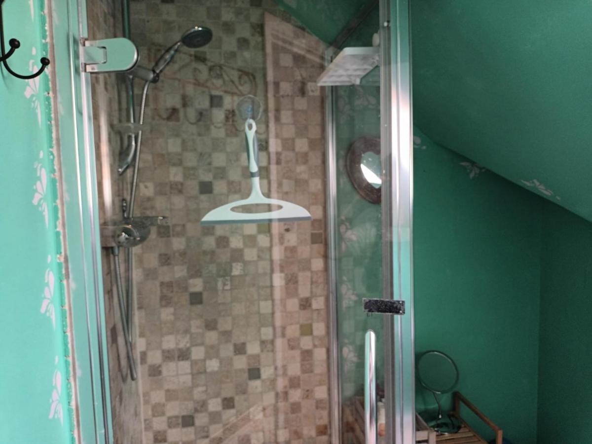 לואיס Chez Jo Apartments מראה חיצוני תמונה